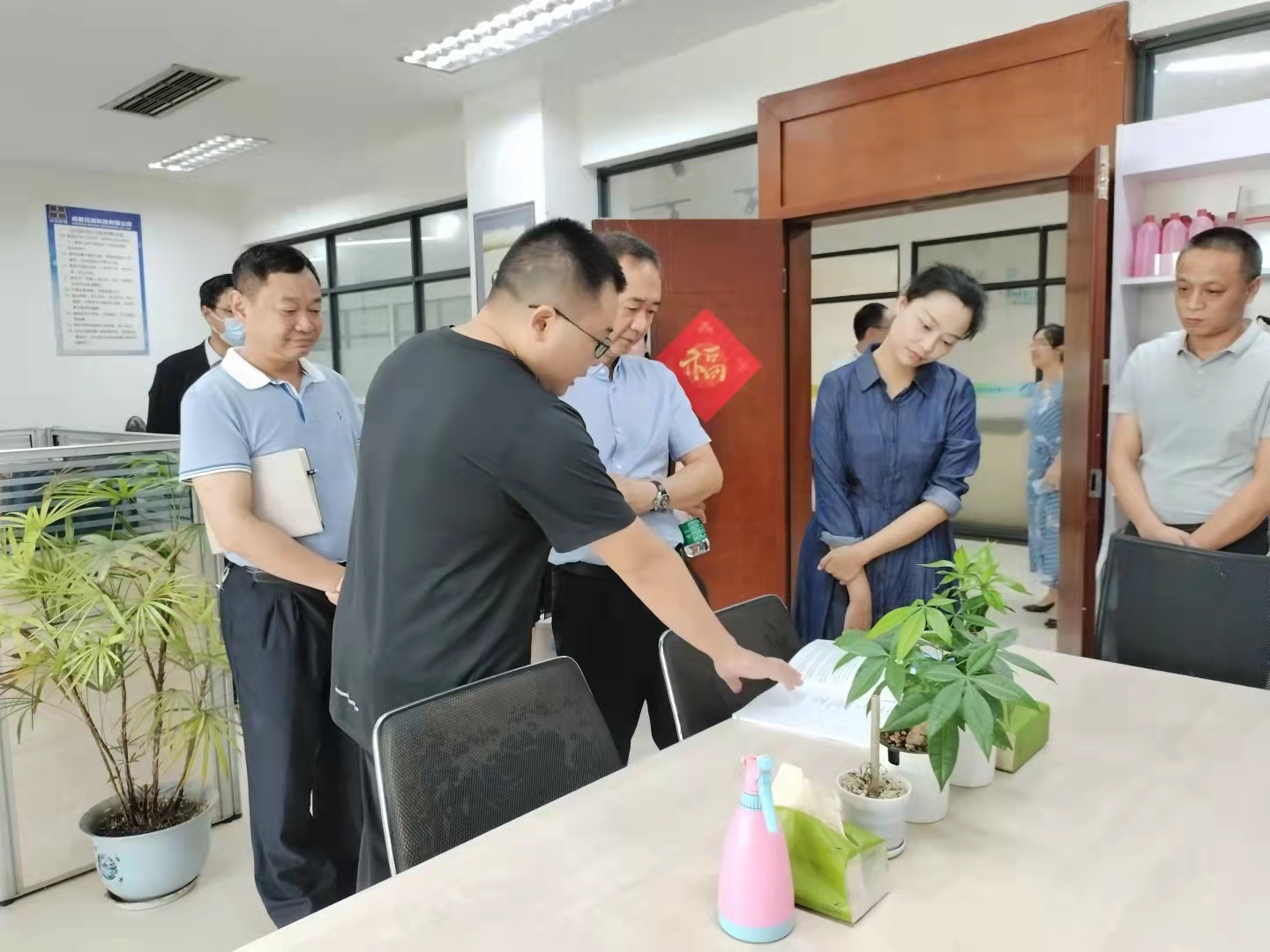 省就業(yè)服務(wù)管理局領(lǐng)導(dǎo)，蒞臨見田科技視察指導(dǎo)